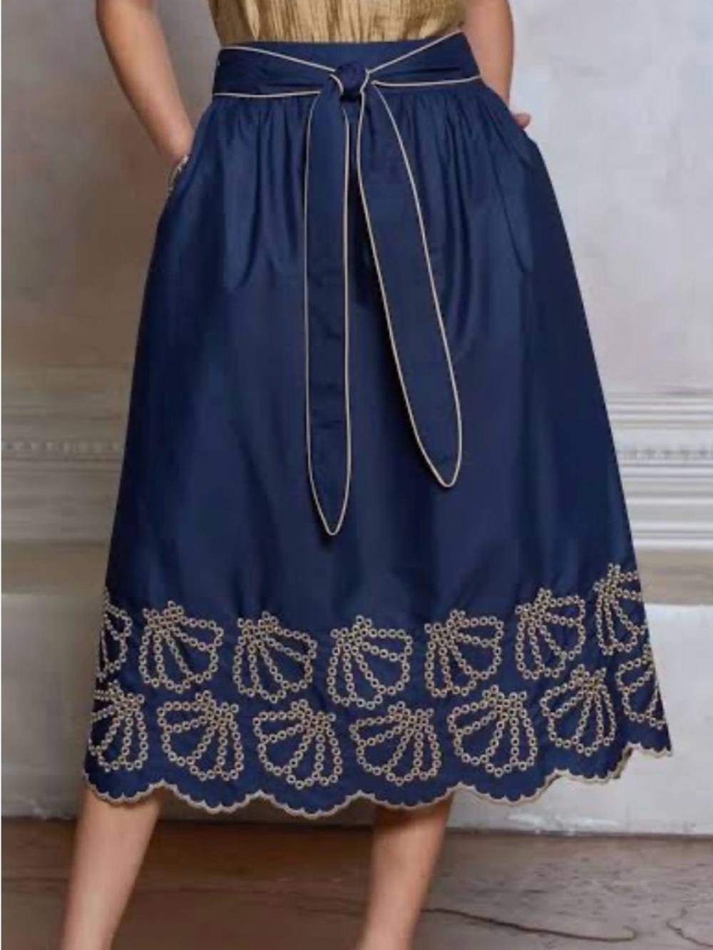 Midnight Manor Embroidered Midi Skirt Navy Gold Medium *FLAW